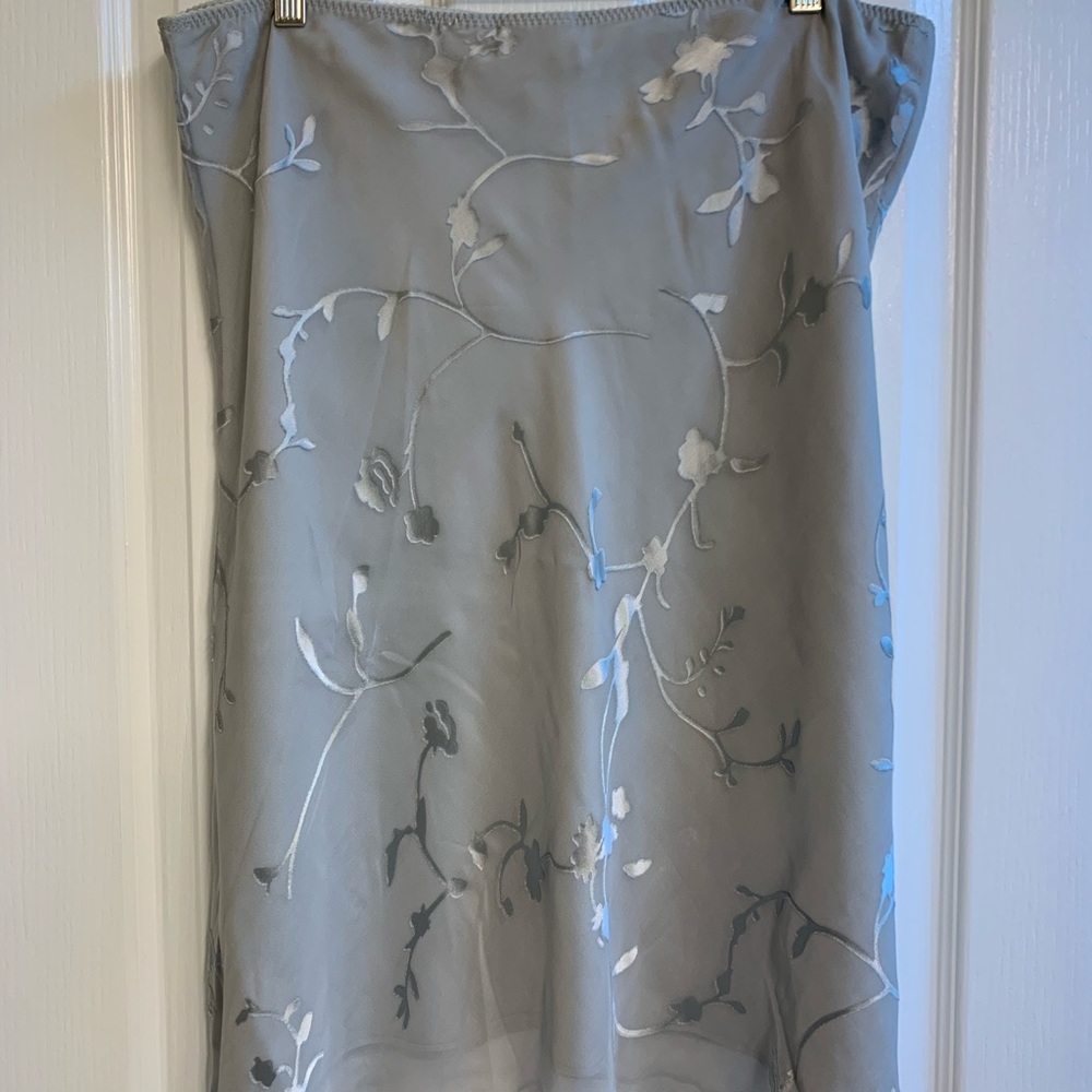 Blushe Impressions Silk/Rayon A-Line Flounce Skirt - Size 10 - Silver - EUC - Picture 2 of 10
